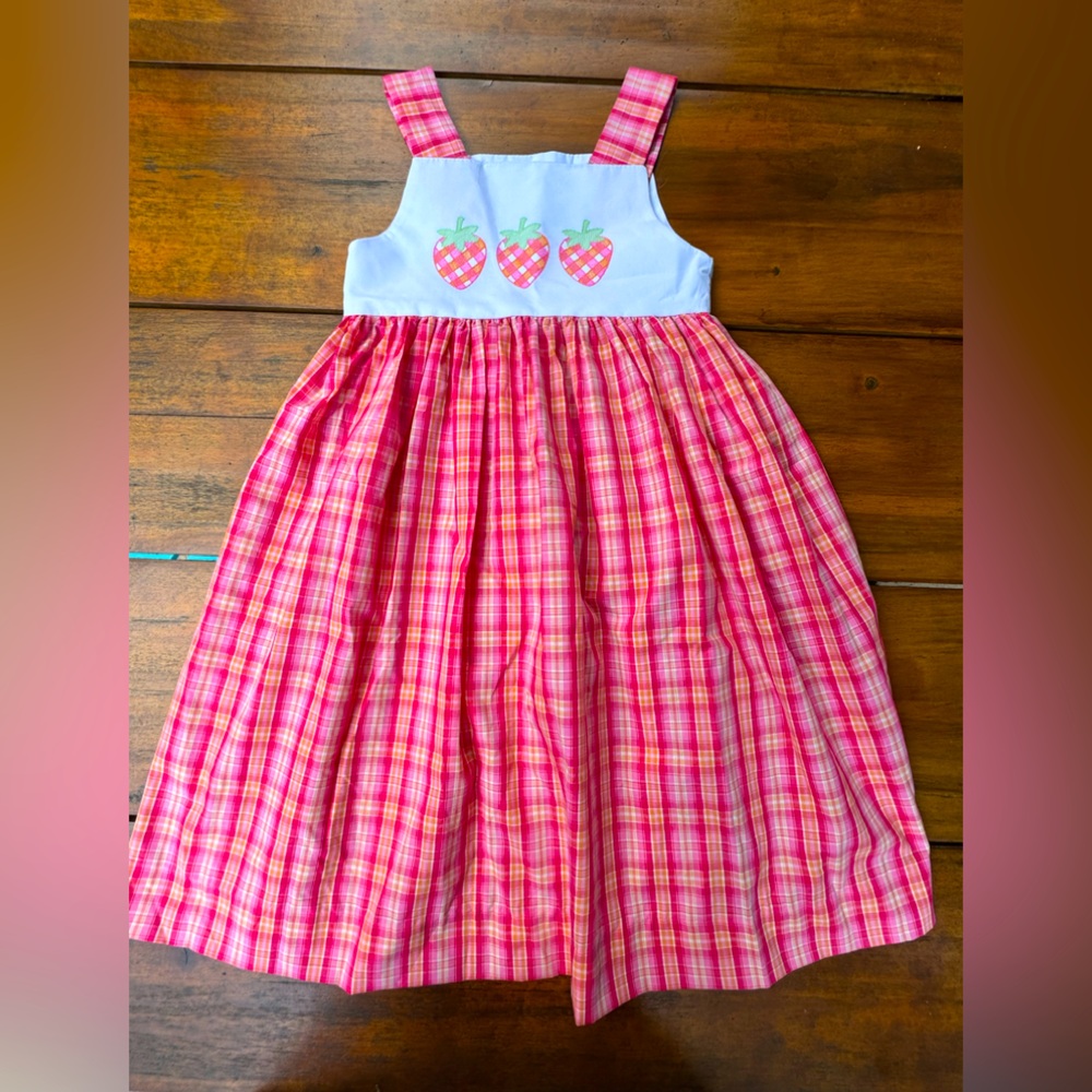 Bailey Boys dress orange and pink size 4 with strawberry appliqué